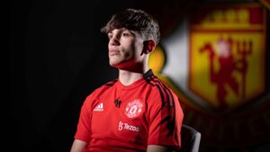 Garnacho_MUTV_BTS_011647873869110_large