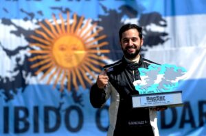 Gaston-Gonzalez-Pole-T4000-2023