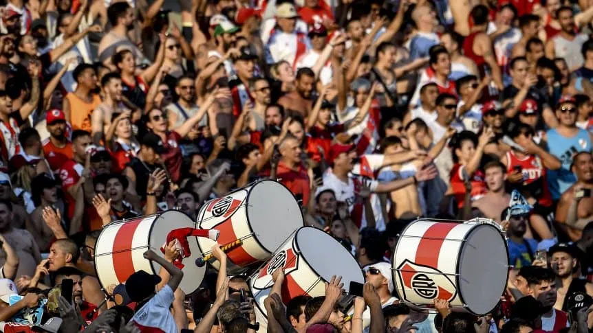 rivr-hinchas_862x485