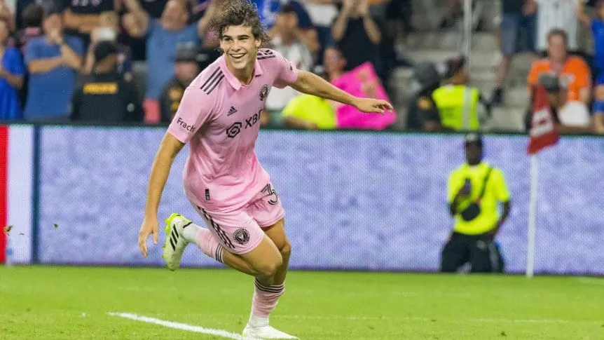 benjamin-cremaschi_862x485