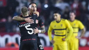 estudiantes-festejo-ascacibar-correa_862x485