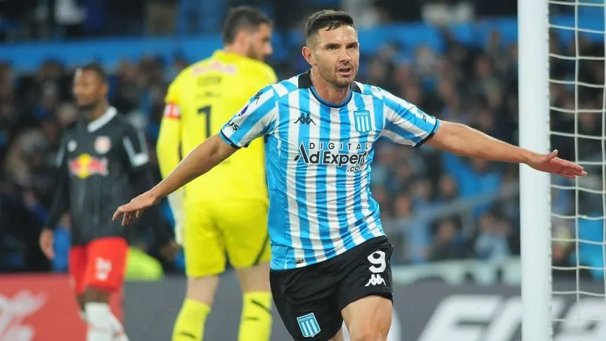 maravilla-adrian-martinez-racing_862x485