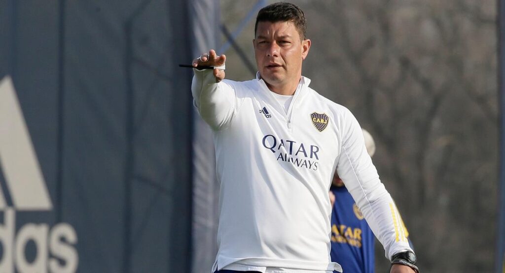 sebastian-battaglia-y-el-once-en-mente-para-su-debut-con-boca-en-la-liga-profesional-943906