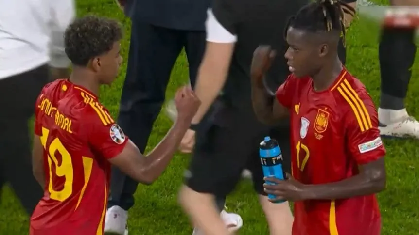 lamine-yamal-y-nico-williams_862x485