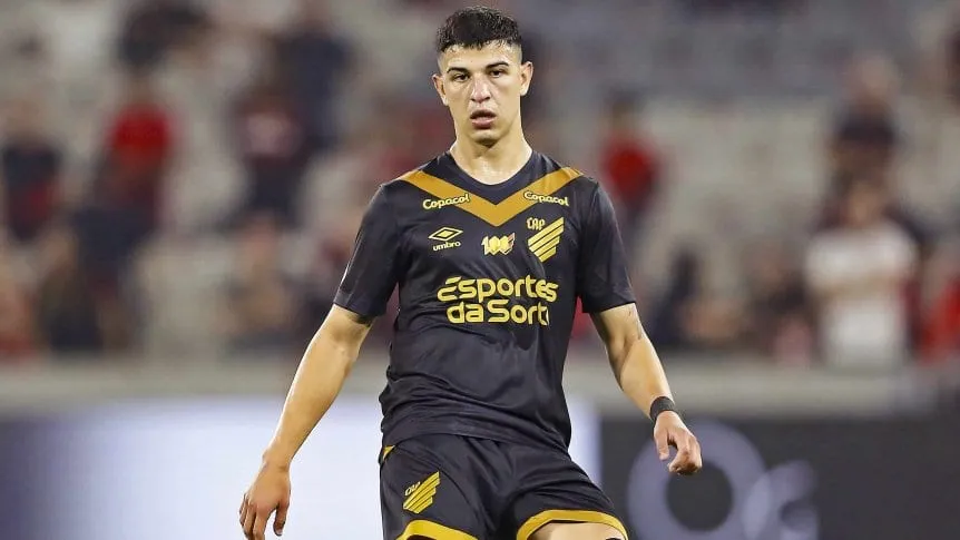 lucas-esquivel_862x485